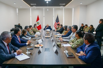 PlanEstrategicoGestiónArmasMunicionesExplosivos ReunionTrabajao PersonalEmbajadaEEUU sedeMIndefLima 18jul2025 MInDefPeru 01