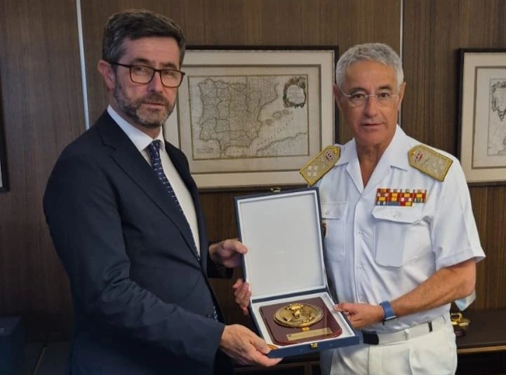 Visita de la Armada a Urovesa