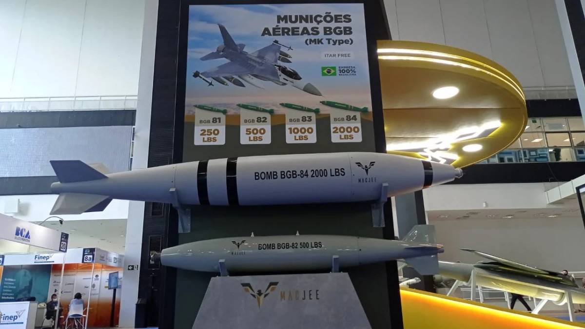 Bombas mac jee 1
