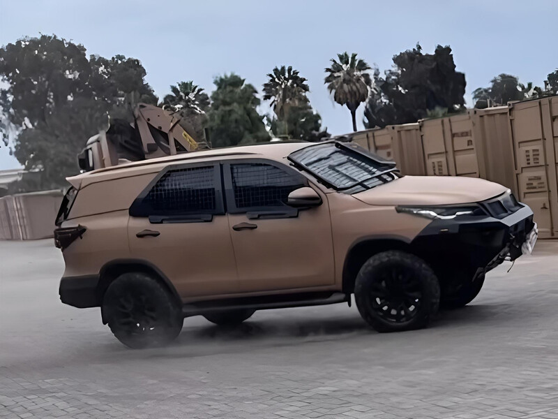 Recepción de vehículos de campaña blindados livianos Copper 2.8 TDI 4x4 en el Regimiento Logístico N°6 Pisagua de Arica Firma VI División del Ejército de Chile 004