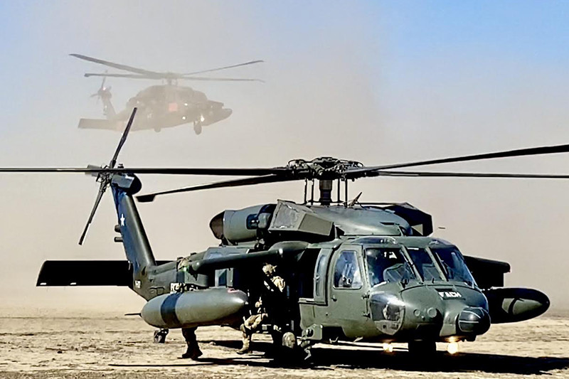 Helicópteros MH 60M Black Hawk del Grupo de Aviación N° 9 Firma FACh