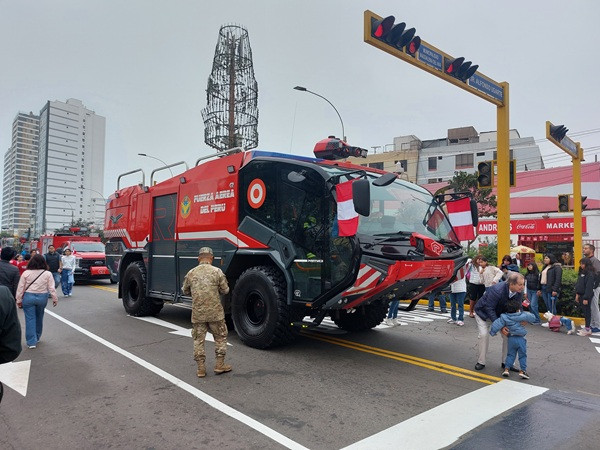 Rosenbauer Panther FAP ParadaMIlitar2025 29jul2025 PeterWatson 600px