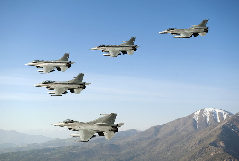 Aviones de combate F 16C D Block 50 del Grupo de Aviación N° 3 Firma FACh