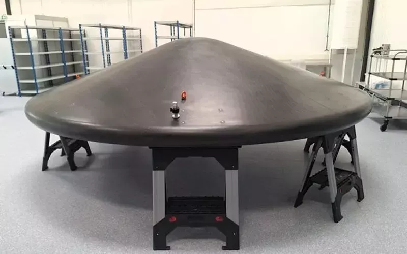 ArianeGroup recibe de Loiretech una maqueta del escudo térmico para ExoMars