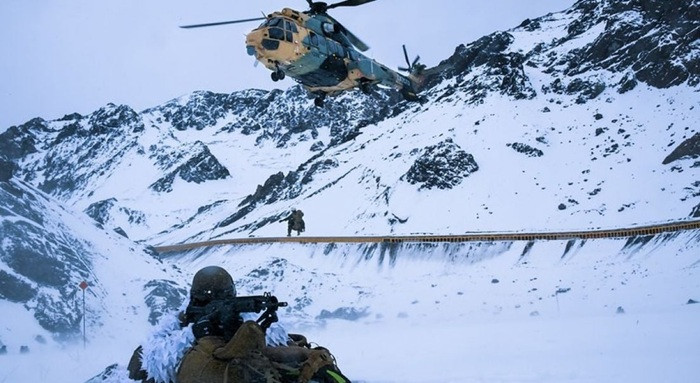 SuperPuma EjercitoChile EntrenamientoAltaMontana jun2025 EjercitoChile