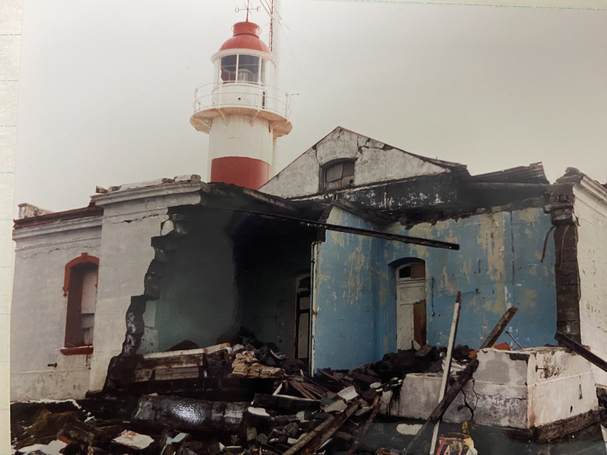 Dau00f1os en el histu00f3rico faro Punta Delgada por las condiciones meteorolu00f3gicas extremas Firma Armada de Chile