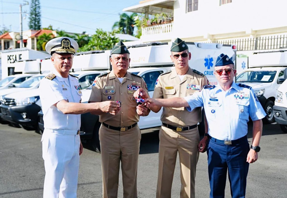 R Dominicana IndustriaMilitar Ambulancias MinDefensa