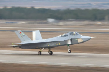 Prototipo del avión de combate turco Kaan en su primer despegue. Foto. Tusaş