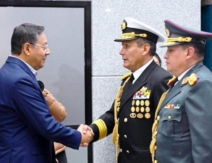 Bolivia FFAA AltoMando MinisterioDefensa