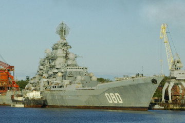 El crucero ruso Almirante Najímov hace unas décadas. Foto. Sevmash