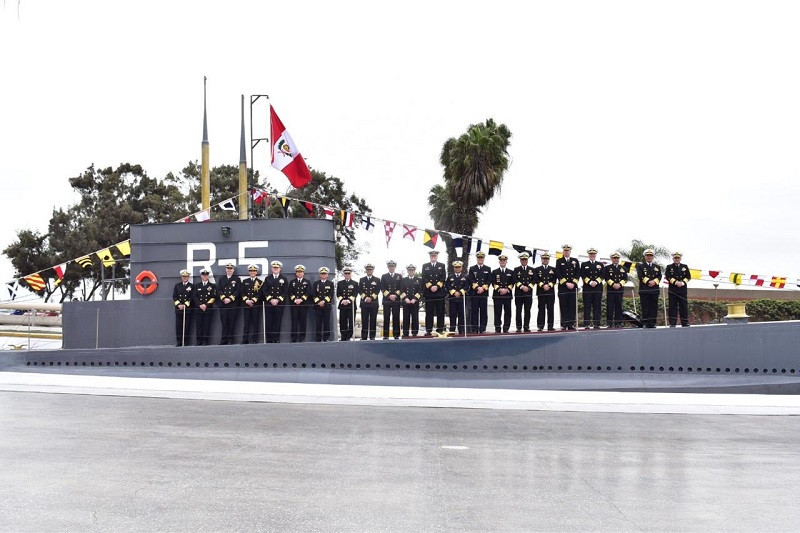 Representantes de las armadas participantes en la conferencia SCOTA 2025 Firma Commander, Submarine Force Atlantic