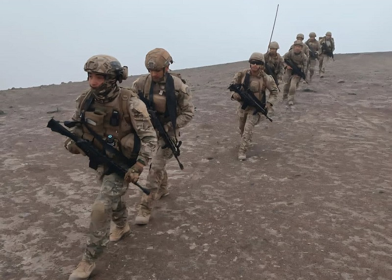 Patrulla de la VI División en el ejercicio Camanchaca 2025 Firma Brigada Motorizada N°4 Rancagua del Ejército de Chile