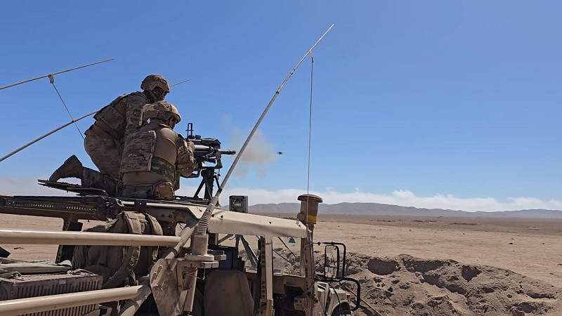 Disparo de lanzagranada MK19 desde un vehículo Humvee Firma Brigada Motorizada N°4 Rancagua del Ejército de Chile 002