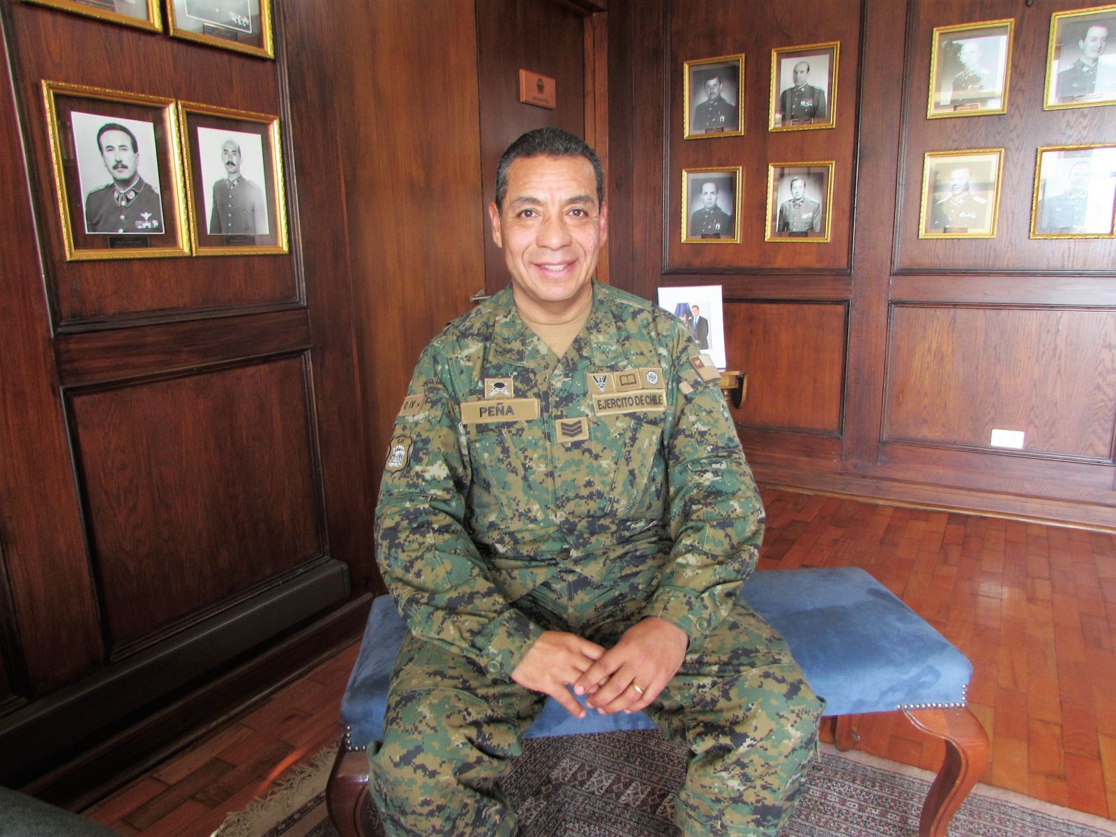 Julio Peña, suboficial mayor de ejército de Chile