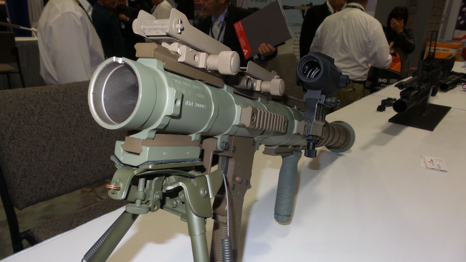 stand_de_airtronic_en_AUSA_via_g_porfilio_9.jpg